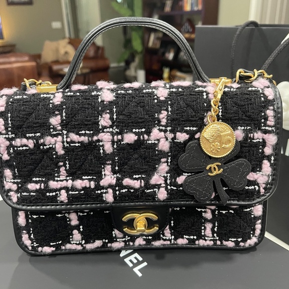 Chanel Black Tweed Wool Flap Bad with Handle - Picture 4 of 7